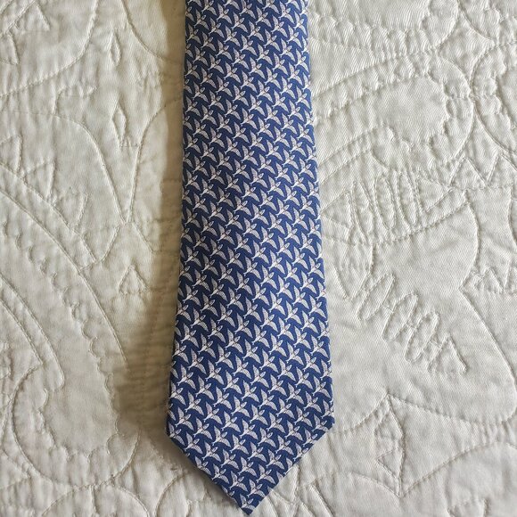 HERMES Vintage and Luxury Flying Fish Silk Tie from Paris France - Picture 1 of 5